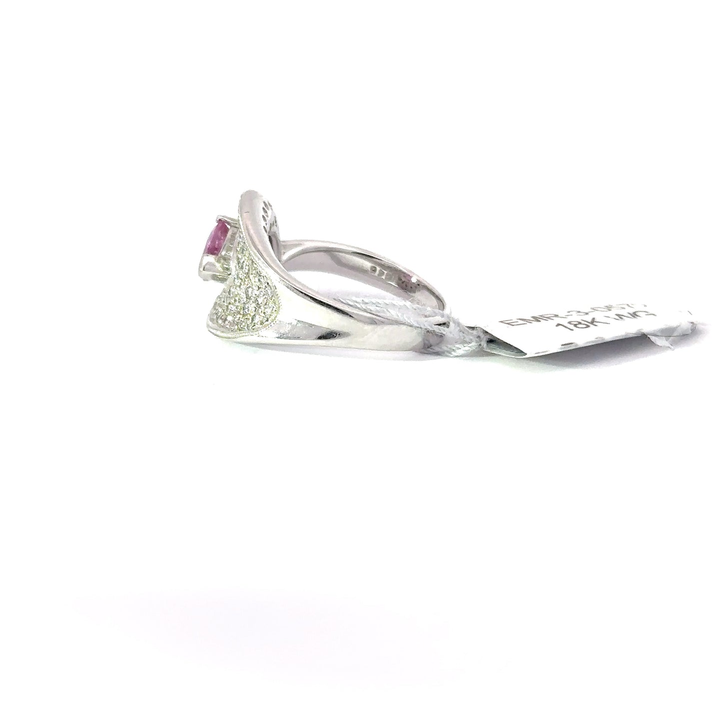 18K White Gold Ring.