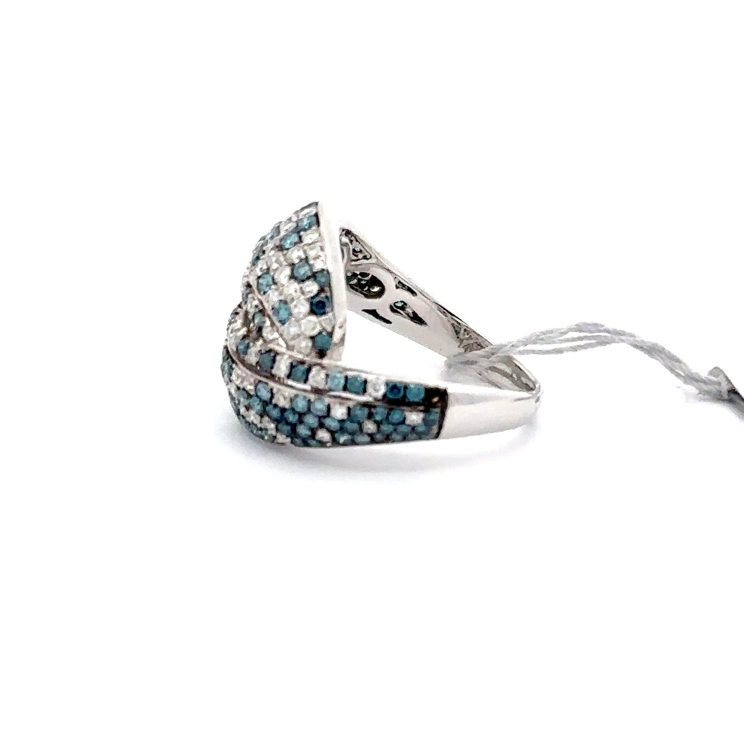 14K WHITE GOLD | 0.75 CT NATURAL DIAMOND | 1.04 CT BLUE DIAMOND RING.