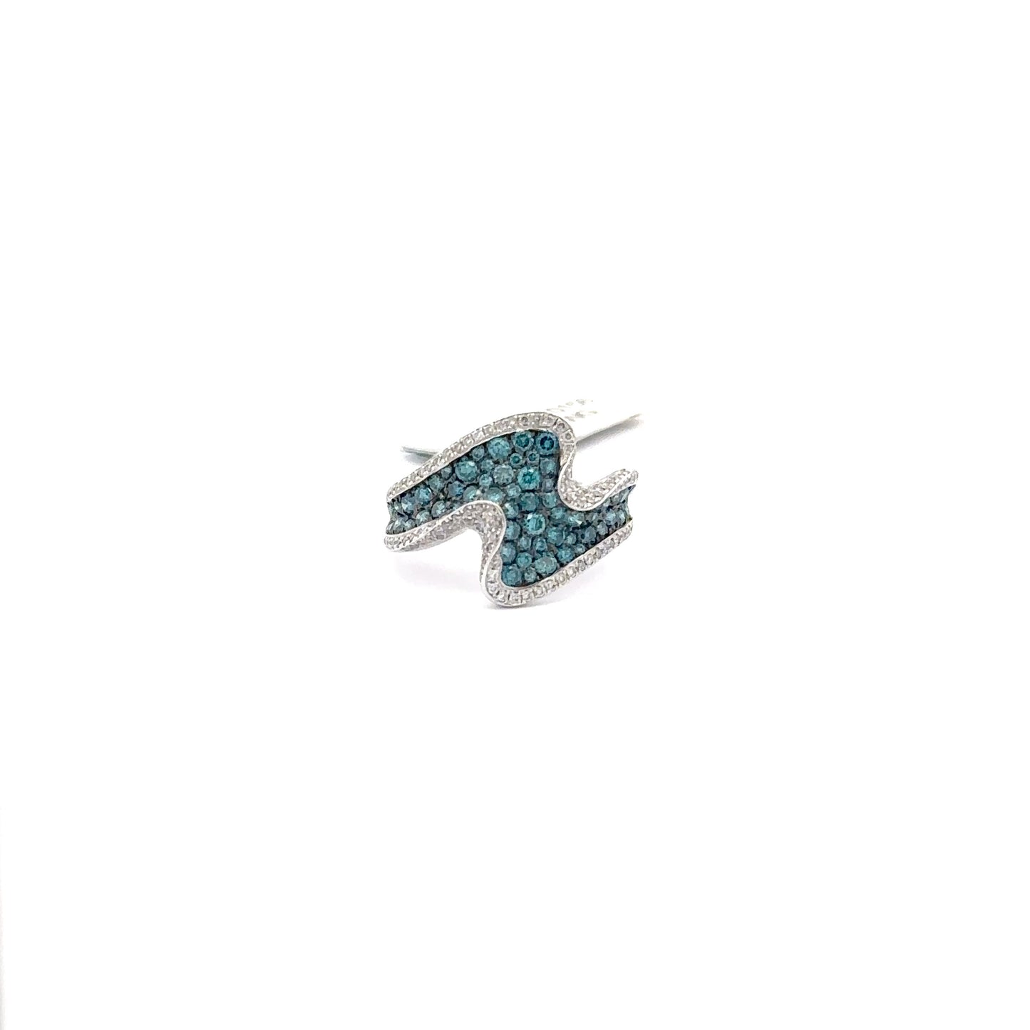 14K White Gold | 0.30 ct Natural Diamond | 0.82 ct Natural Blue Diamonds.