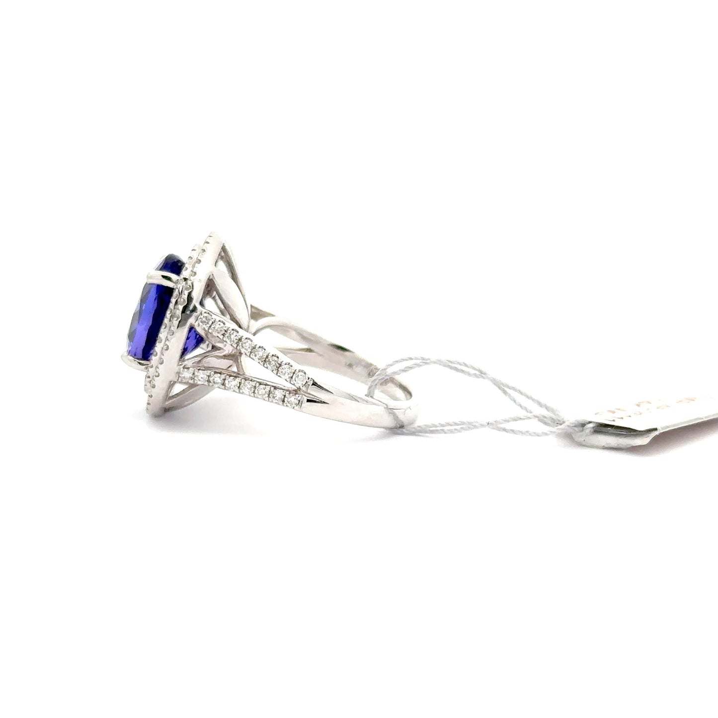 14K White GOLD | 6.69 CT TANZANITE CENTERED | 0.91 CT NATURAL DIAMONDS RING.