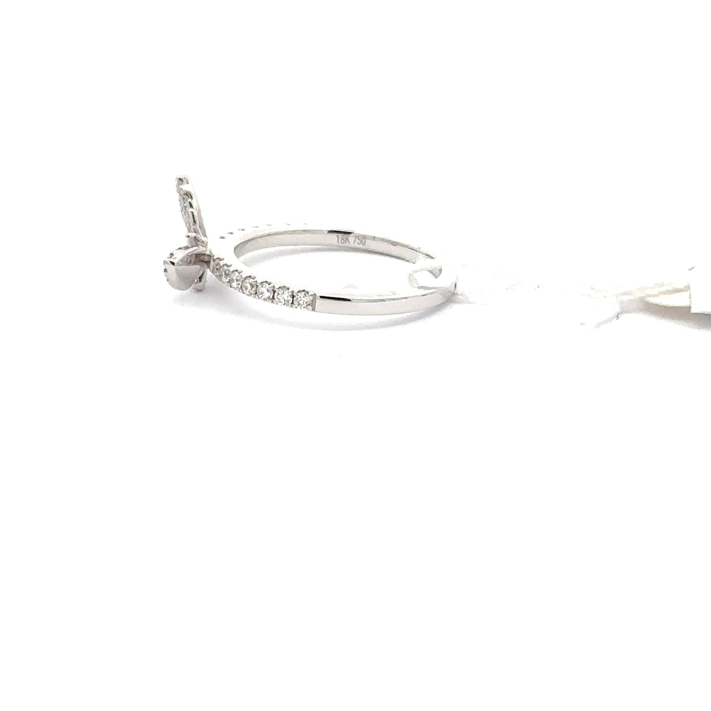 18K White Gold Ring