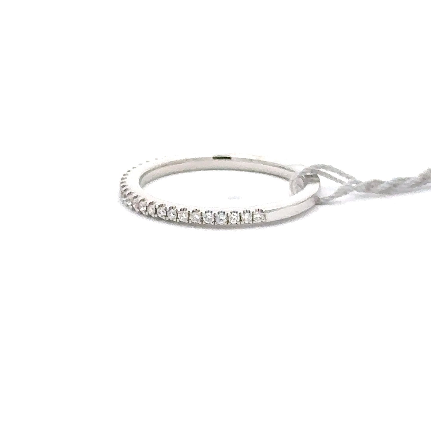 18K White Gold Ring.