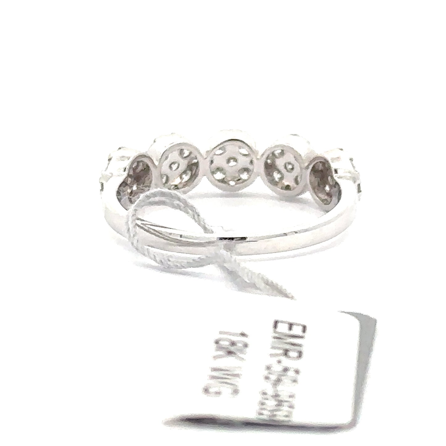 18K White Gold Ring.