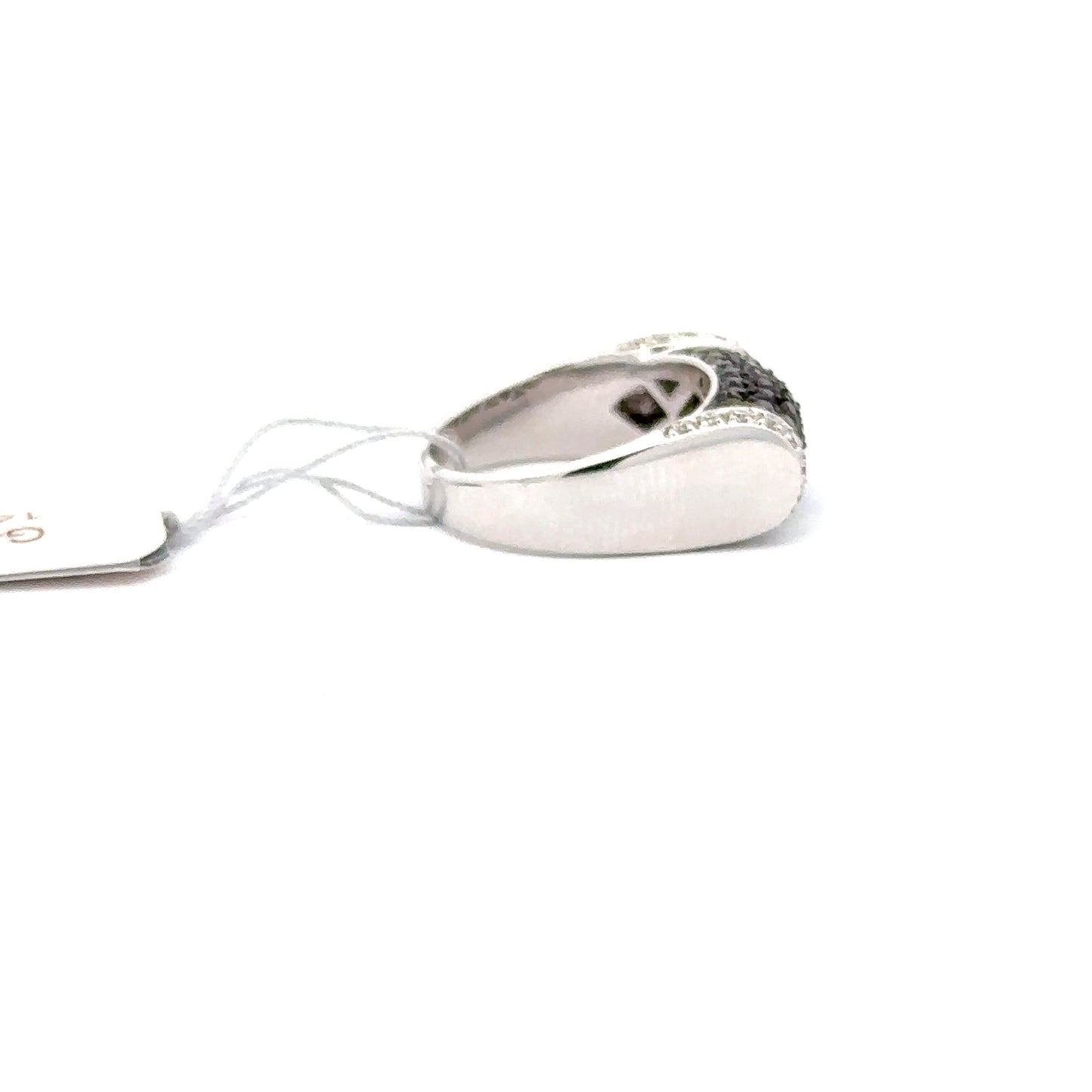 14K WHITE GOLD | 0.29 CT NATURAL DIAMOND | 0.63 CT NATURAL BLACK DIAMONDS RING.