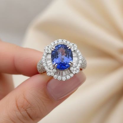 Natural Oval-cut Tanzanite in 18K White Gold