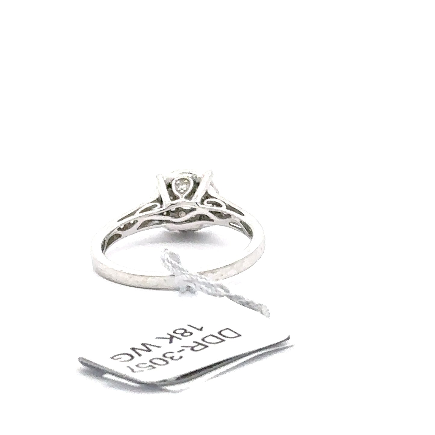 0.86 ctw Natural Diamond Ring | 18k White Gold | 3.1 Gram.