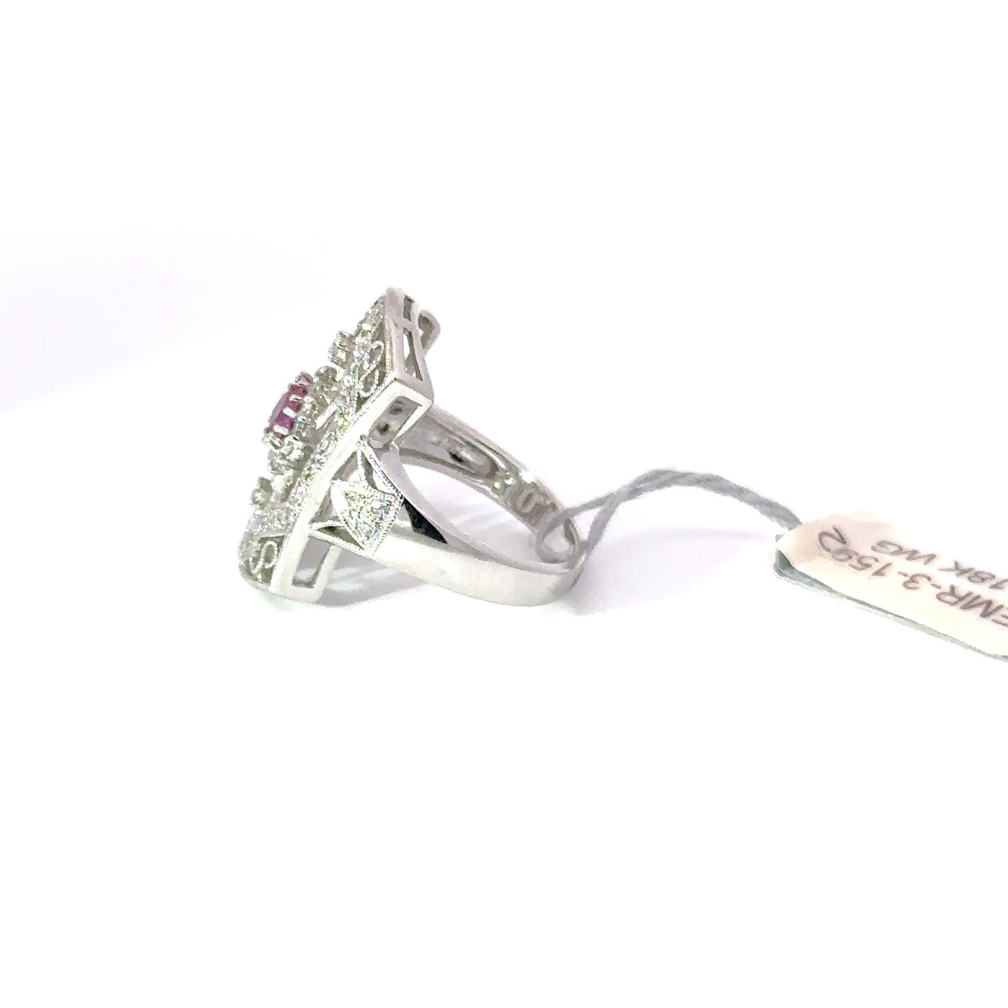 18K White Gold Ring.