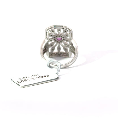 18K White Gold Ring.