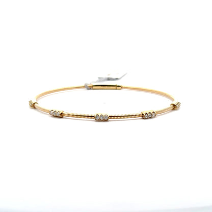 0.25 ctw Flexible Bangle | 14k Yellow Gold.