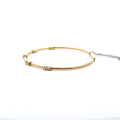 0.25 ctw Flexible Bangle | 14k Yellow Gold.