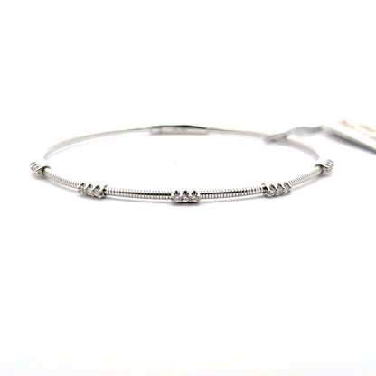 0.25 ctw Flexible Bangle | 14k White Gold.