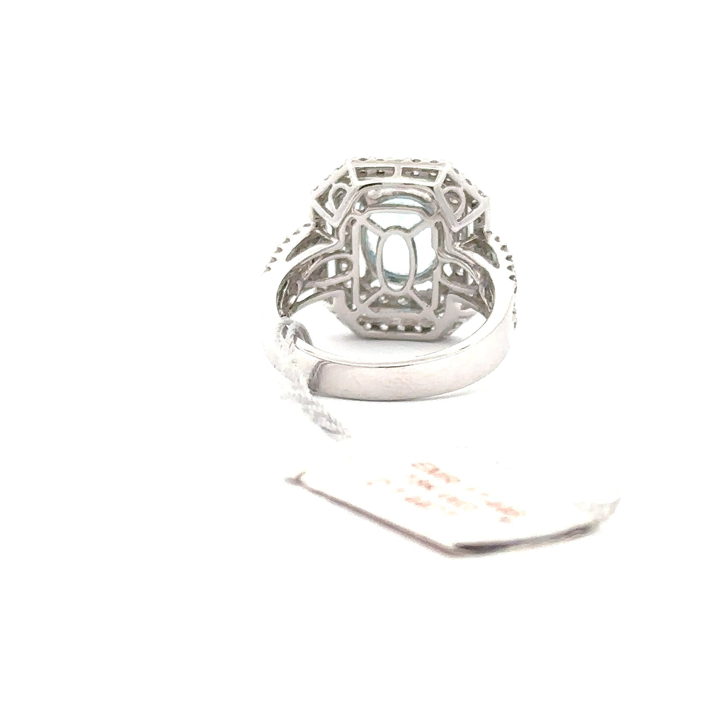 18K WHITE GOLD | 2.33 CT AQUAMARINE CENTERED | 1.44 CT NATURAL DIAMONDS RING.