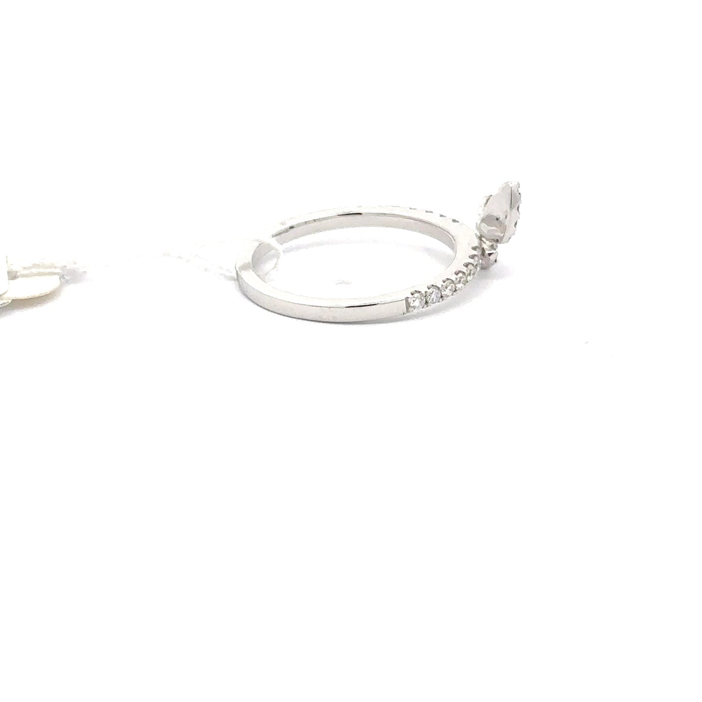 18K White Gold Ring
