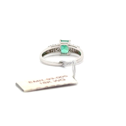 0.75 ct Natural Emerald Center | 0.25 ct Natural Side Diamonds | 18k White Gold.