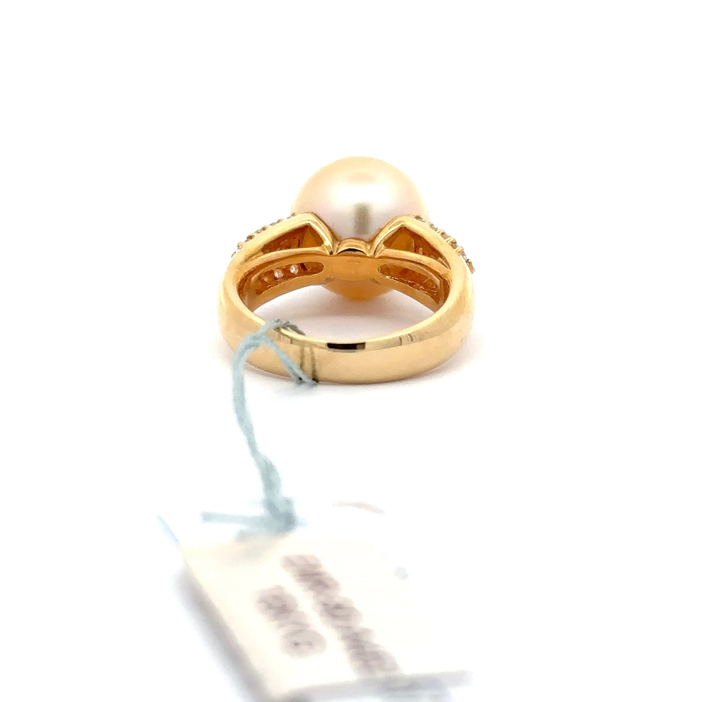 Elegant 18K Yellow Gold Women’s Ring with 13mm AAA Authentic Pearl.