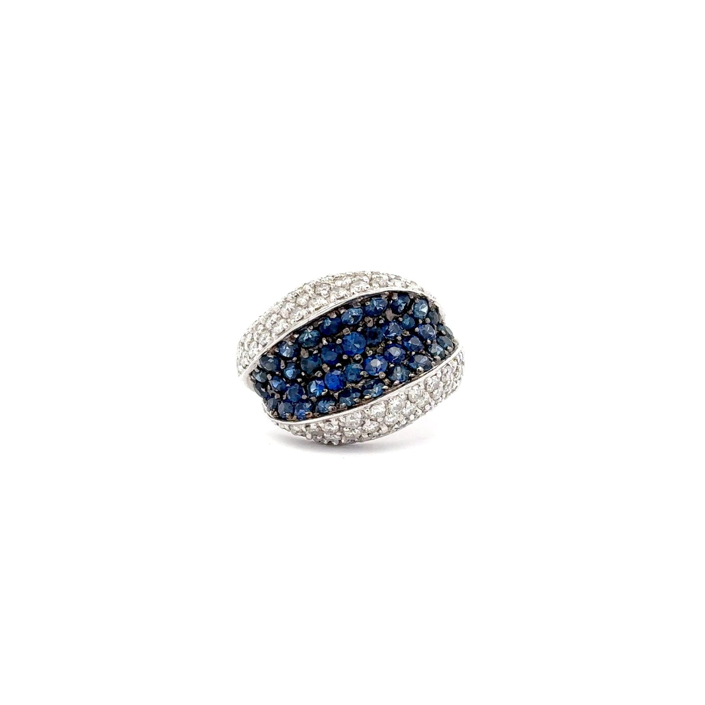 18K White Gold Ring.