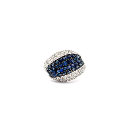 18K White Gold Ring.