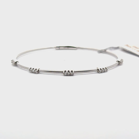 0.25 ctw Flexible Bangle | 14k White Gold.