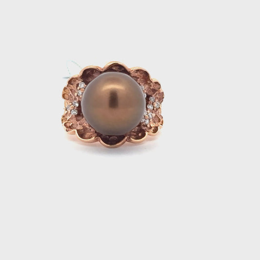 Elegant 18K Rose Gold women’s Ring with 12.5mm Pearl Ring.