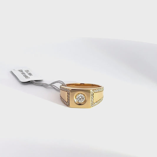Classic Men’s Ring In 18K Yellow Gold.
