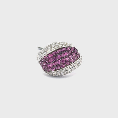 18K White Gold Ring.