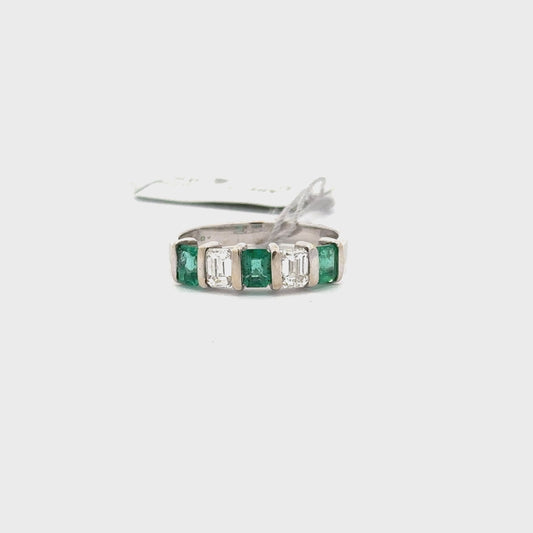 18K WHITE GOLD | 0.60 CT NATURAL EMERALDS | 0.50 CT NATURAL DIAMONDS BAND.