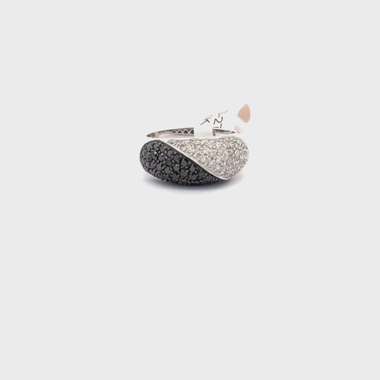 14K WHITE GOLD | 0.64 CT NATURAL DIAMOND | 0.81 CT NATURAL BLACK DIAMONDS RING.