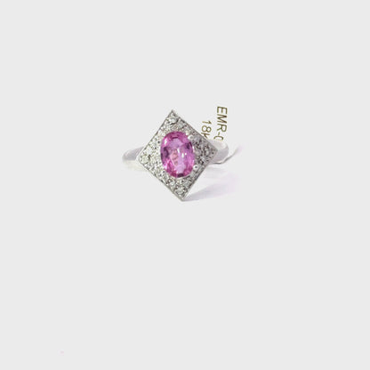 18K White Gold Ring.