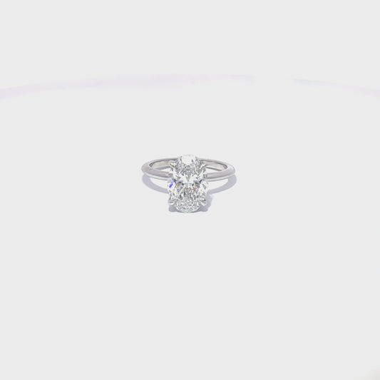 3.44 ct Lab-Grown IGI Certified Centered Diamond |E - VVS2 | 0.15 ct Side Diamonds| Platinum