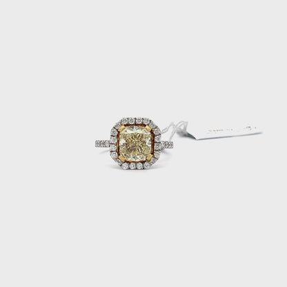 2.5ct Center Yellow Natural Diamond Ring | 1.15 ct Side Diamonds | PLATINUM/18K YG